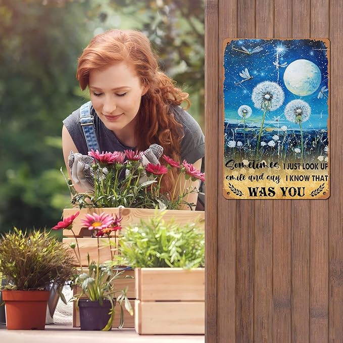 Vintage Dragonfly Tin Sign Sometimes I Just Look Up Smile and Say I Know That was You Retro Metal Poster Funny Wall Art Cafe Office Bar Plub Club Toilet Farm Room Garden Plaque 12 * 8inch