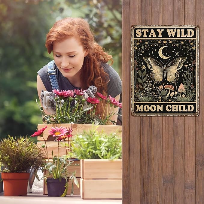 Vintage Tin Sign Butterfly Stay Wild Moon Tin Sign Retro Wall Decor for Home Office Room Wall Decor Poster 12 * 16inch