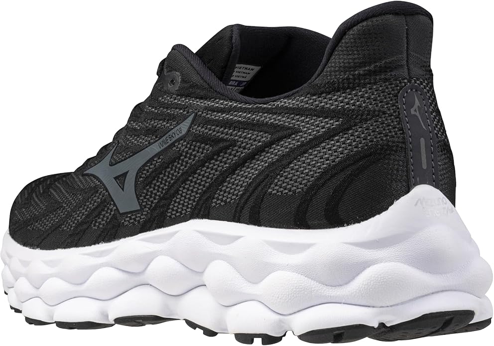 Mizuno Men's Wave Sky 8 Running Shoe